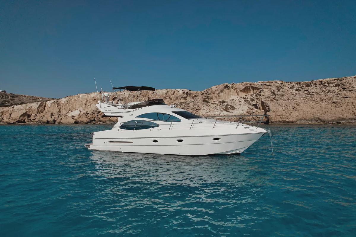 Mangusta 104 REV